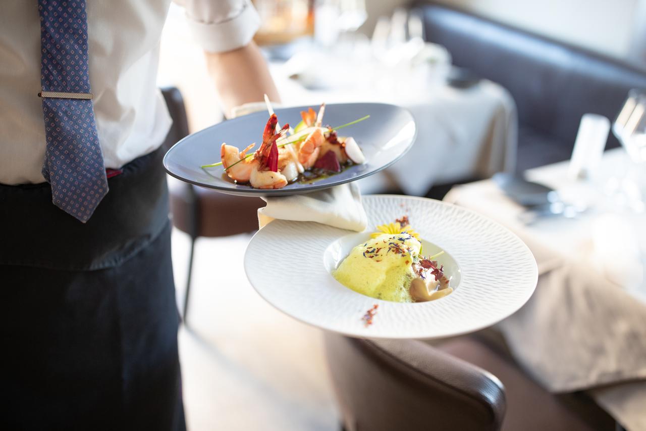 Hotel Restaurant Au Sauvage フリブール エクステリア 写真